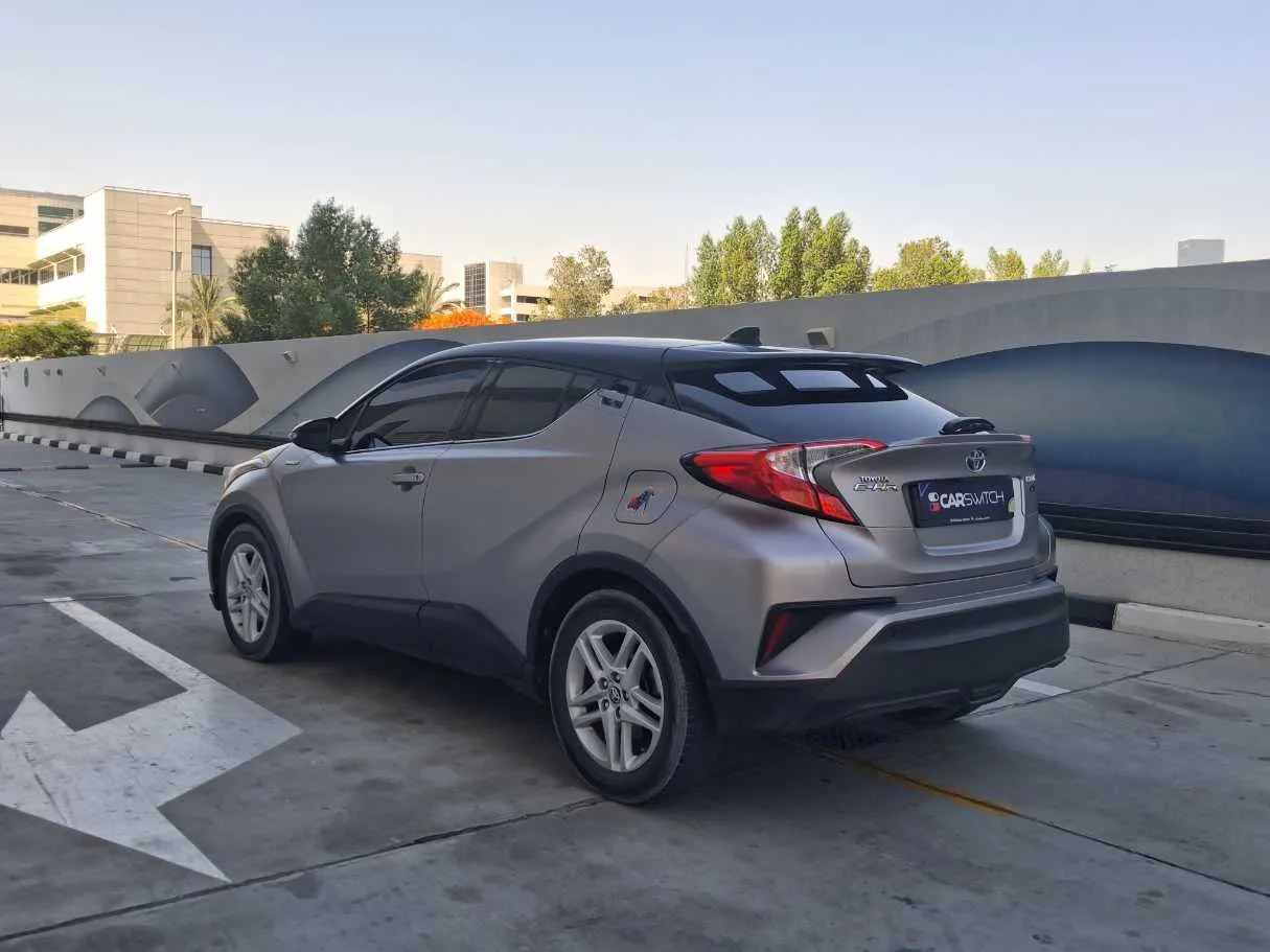 Car image 7