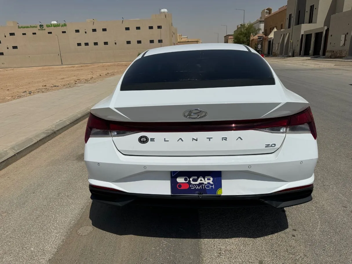 Car image 6