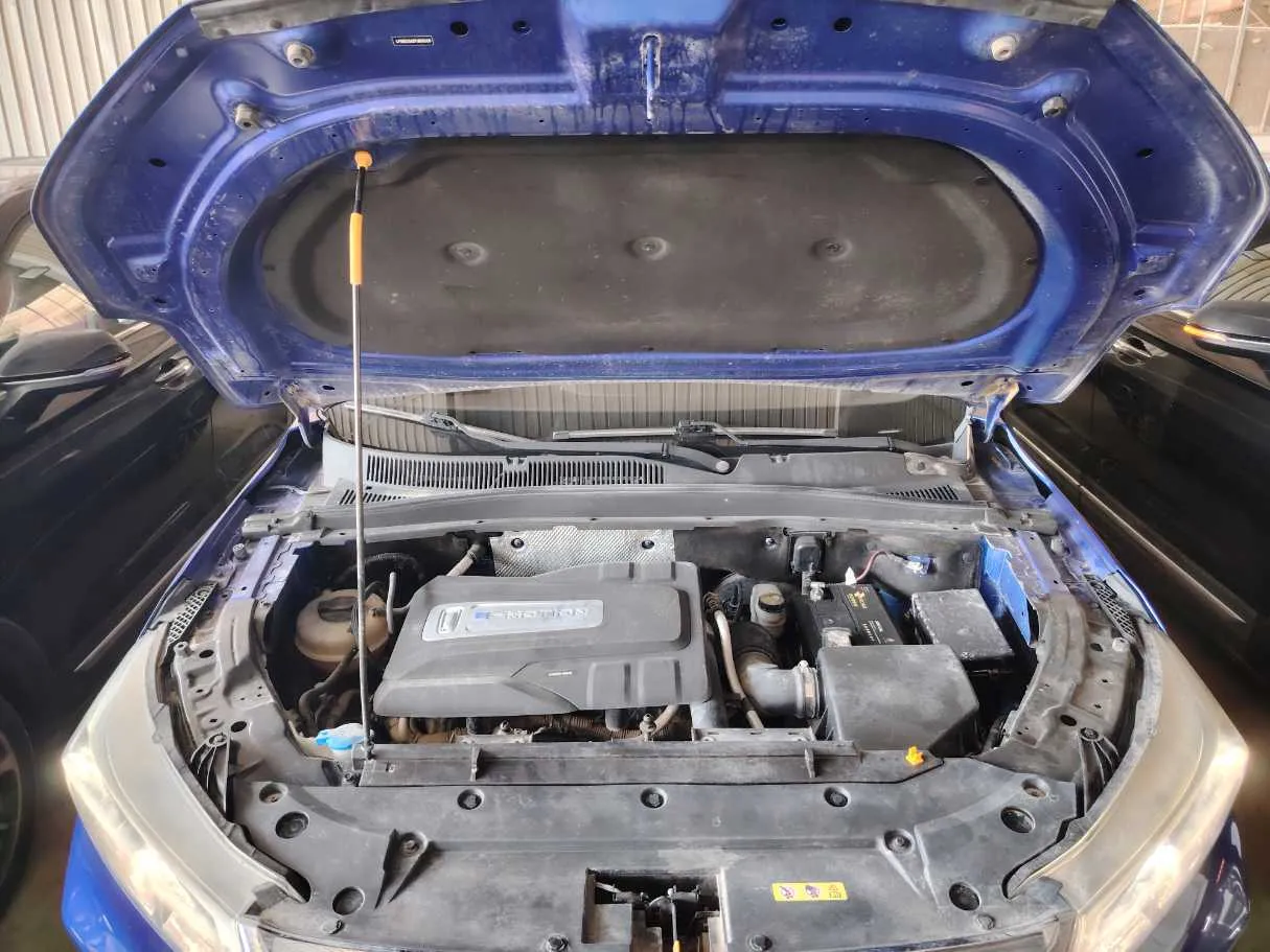 Car image 33