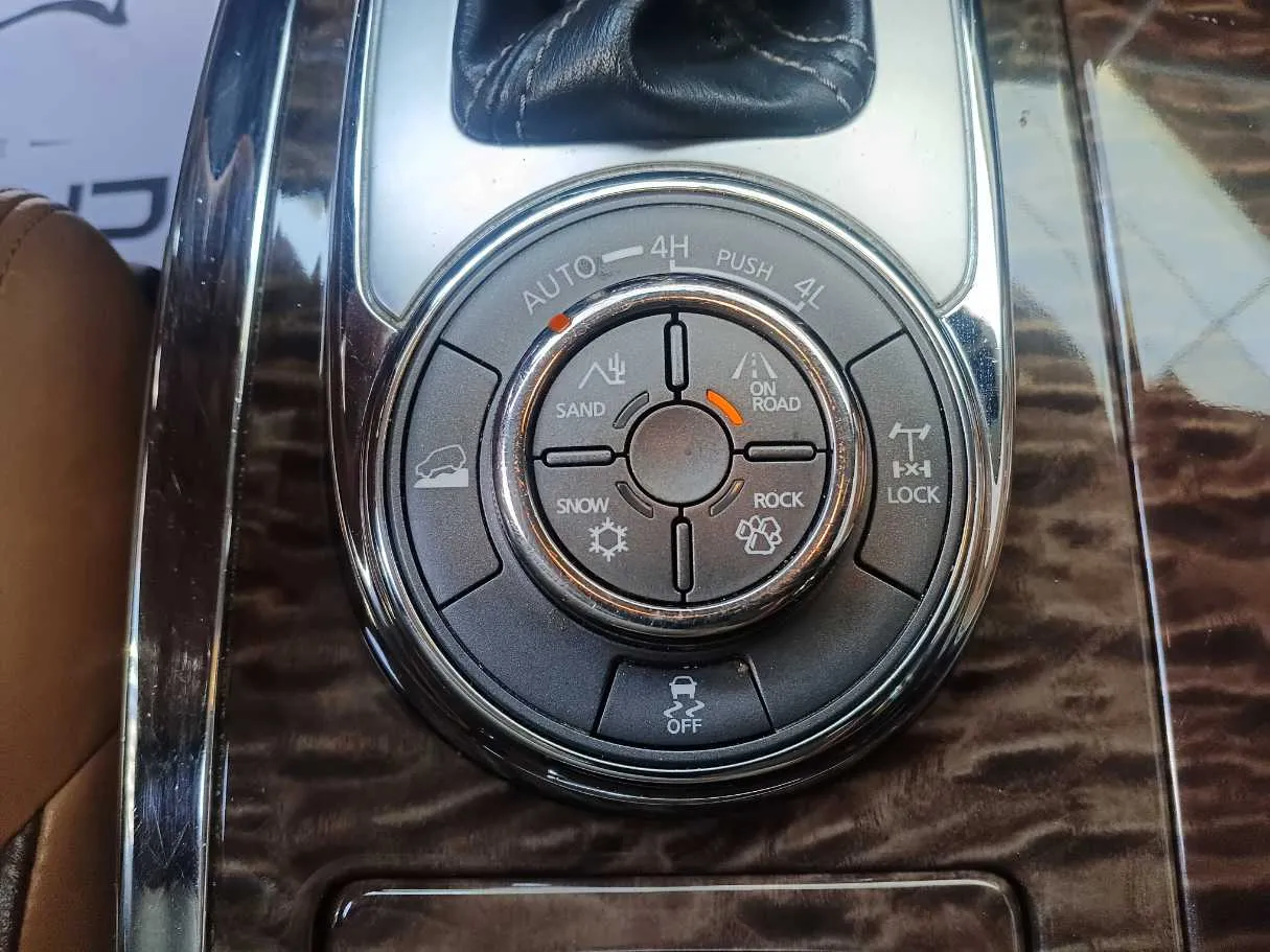 Car image 23