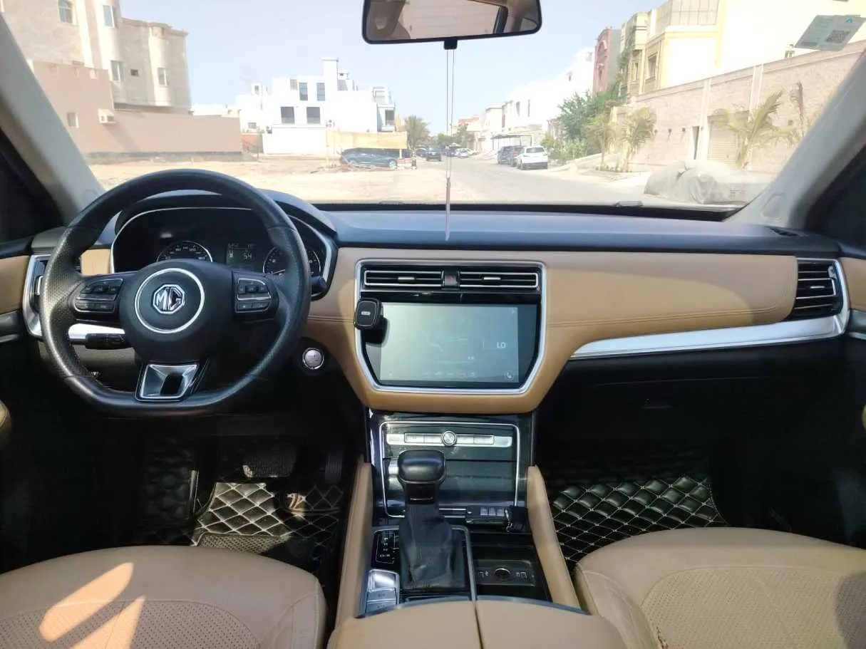 Car image 22