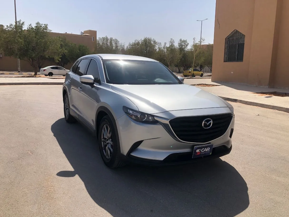 Car image 3