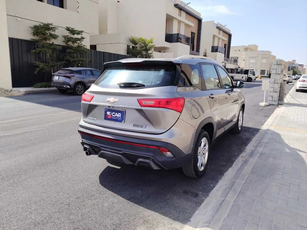 Car image 5