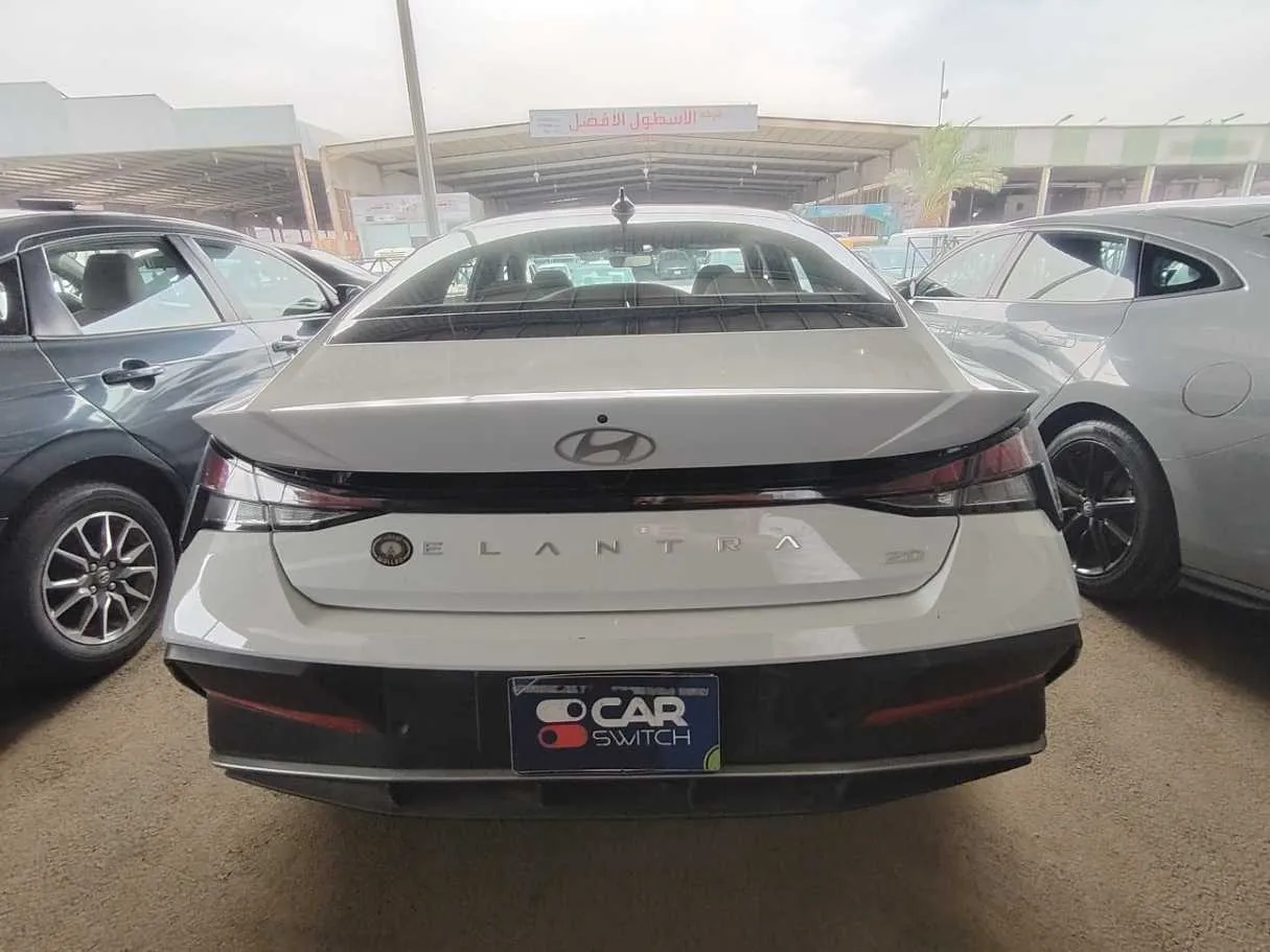 Car image 6