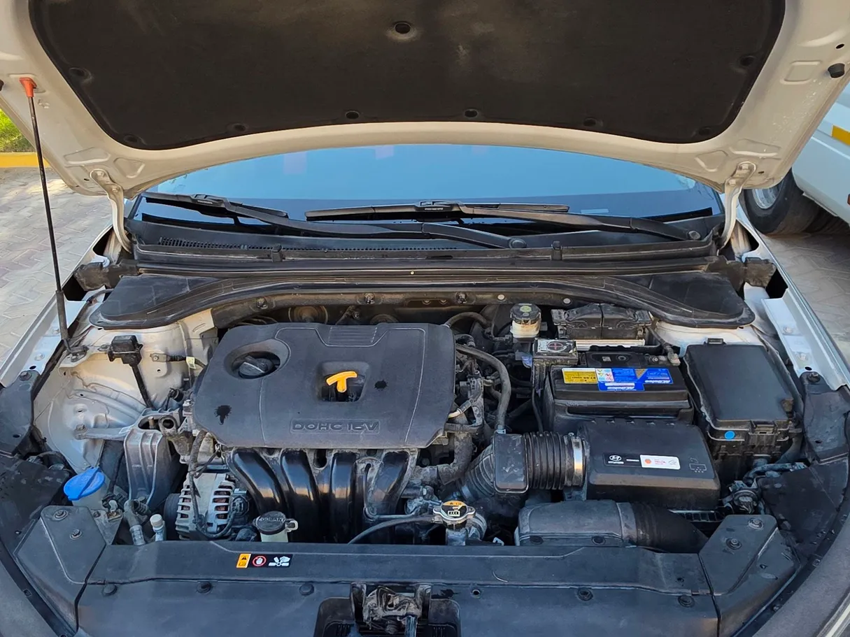 Car image 11