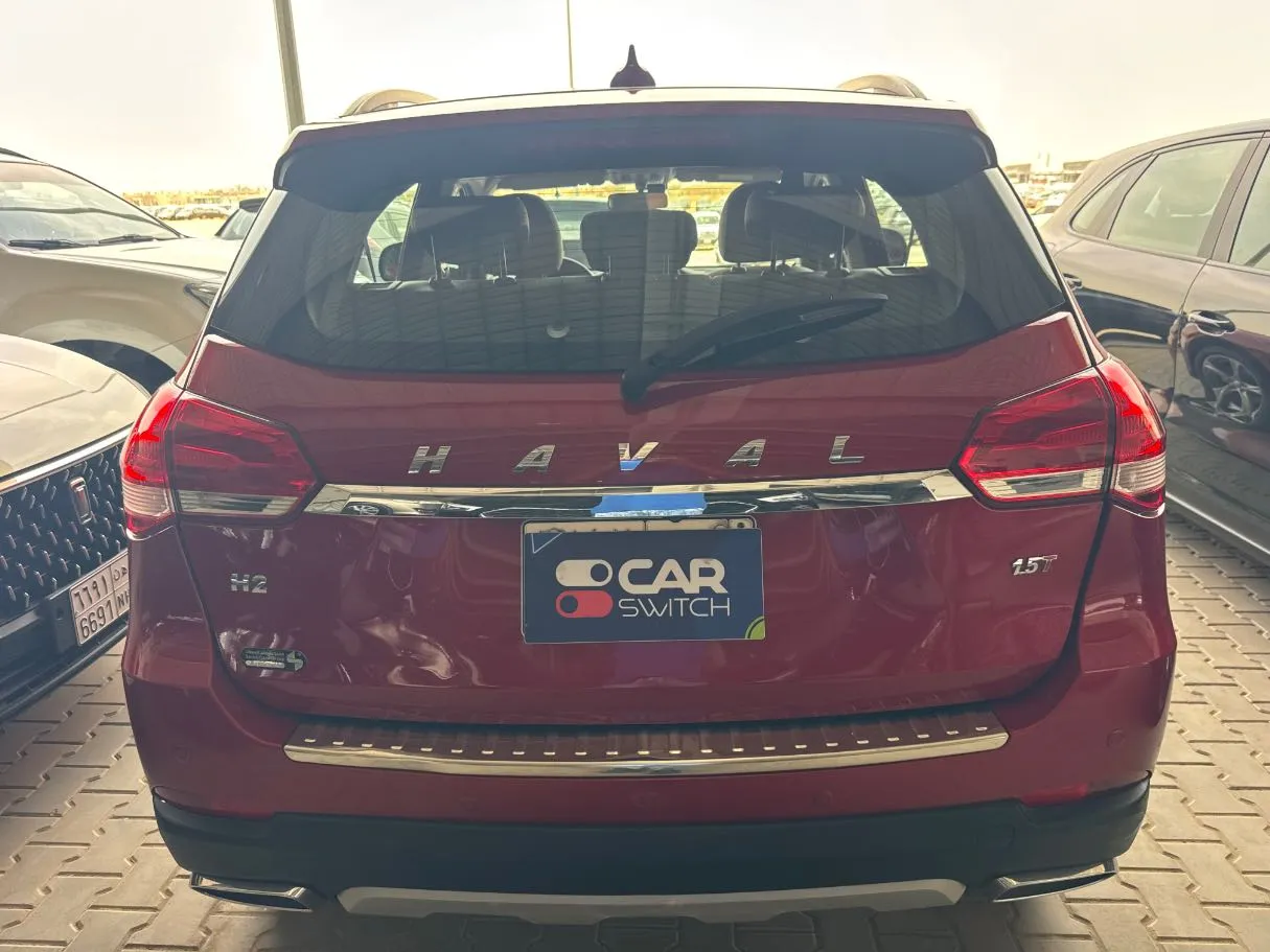 Car image 5