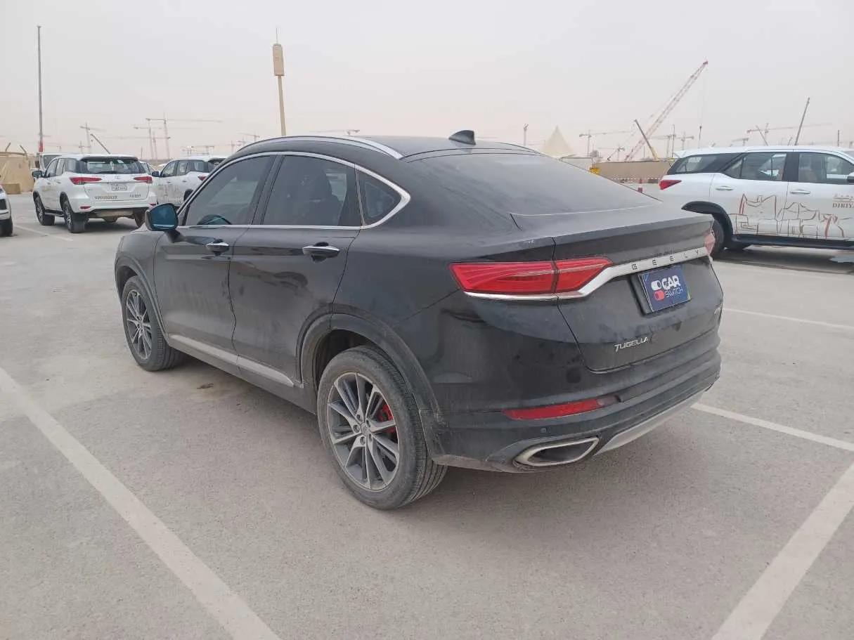 Car image 7
