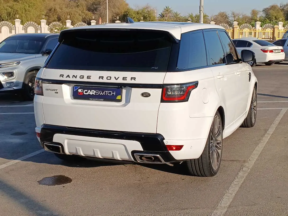 Car image 5