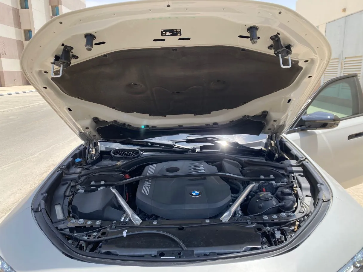 Car image 33