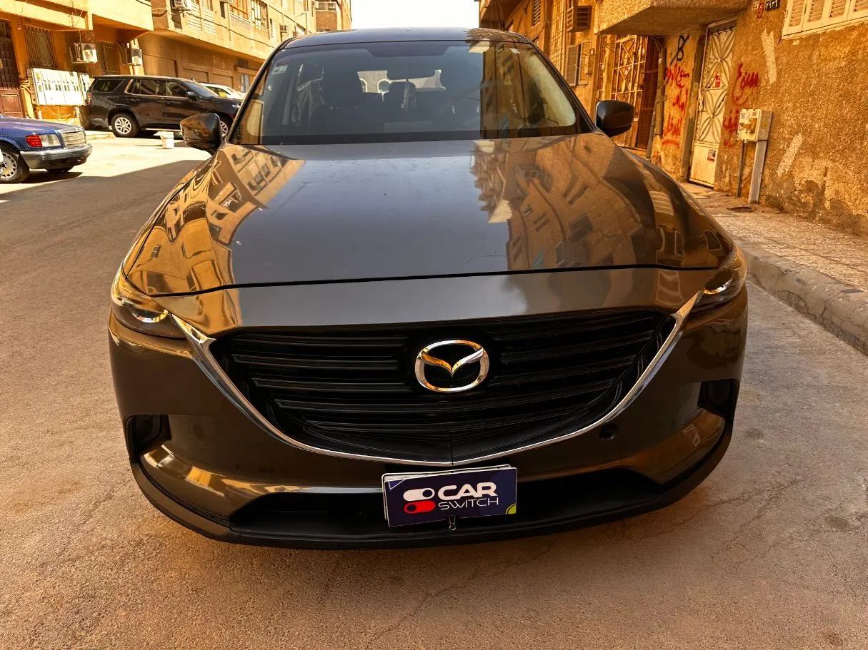 Car image 2