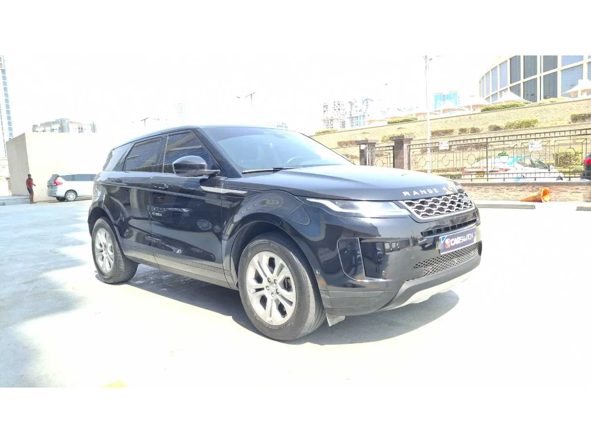 Car image 3