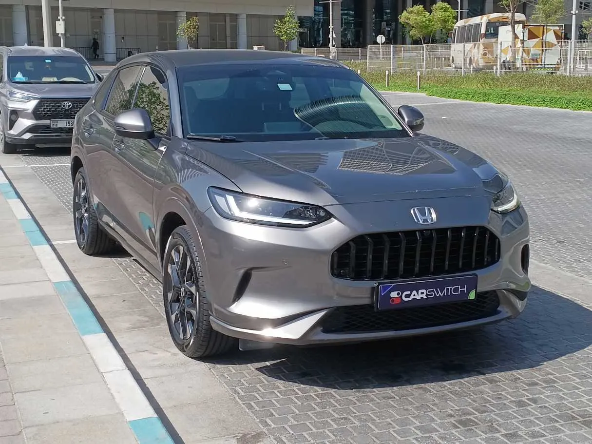 Car image 3