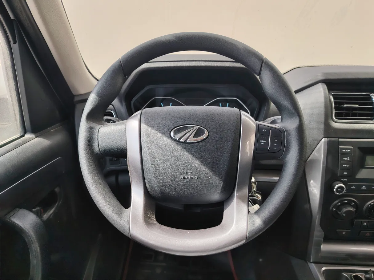 Car image 23