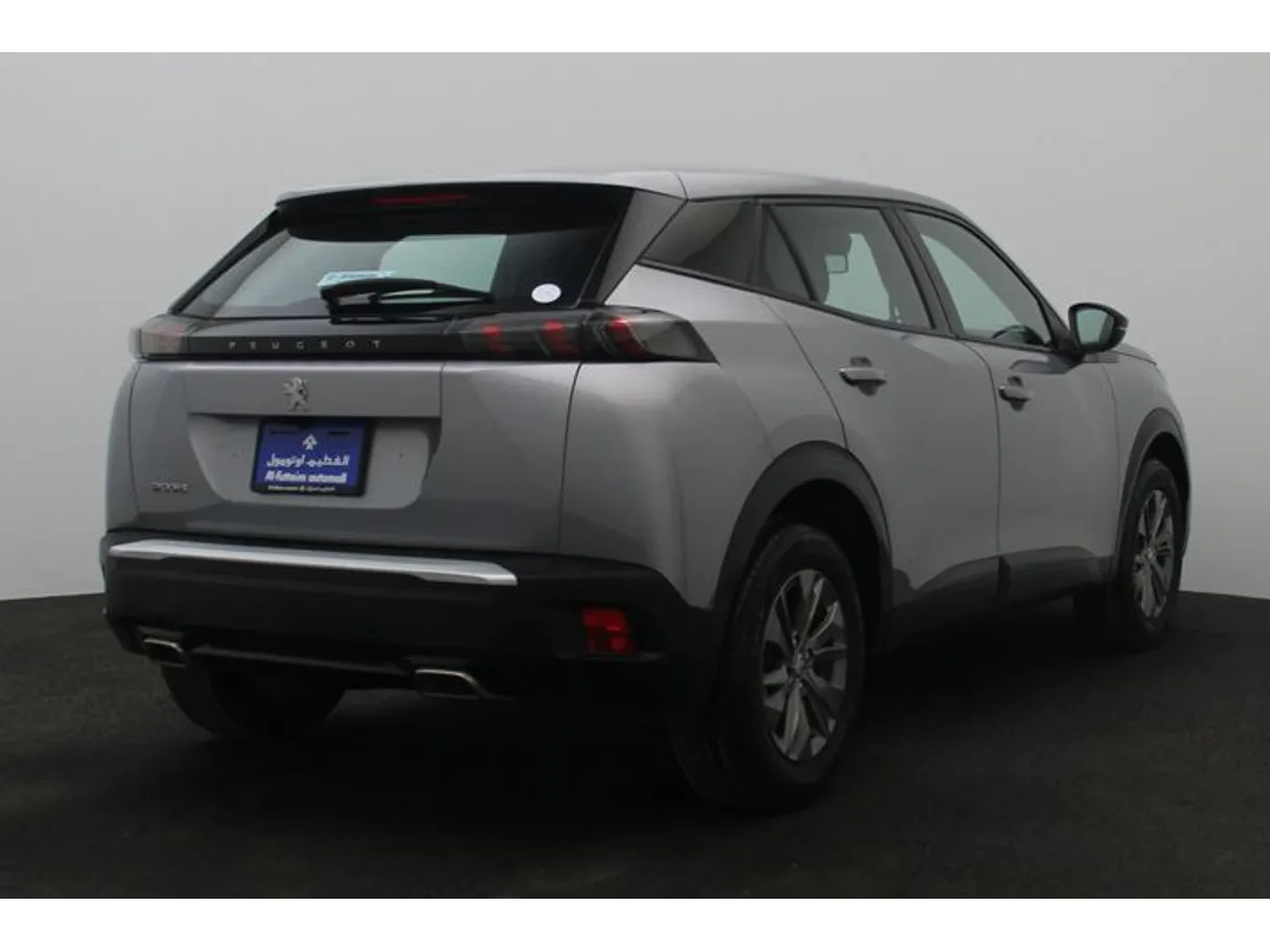 Car image 2