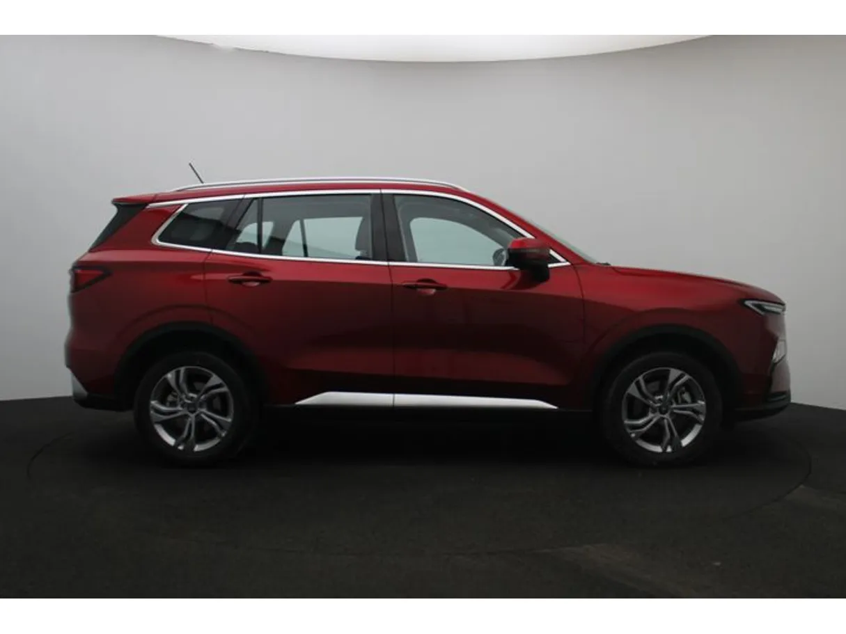Car image 13