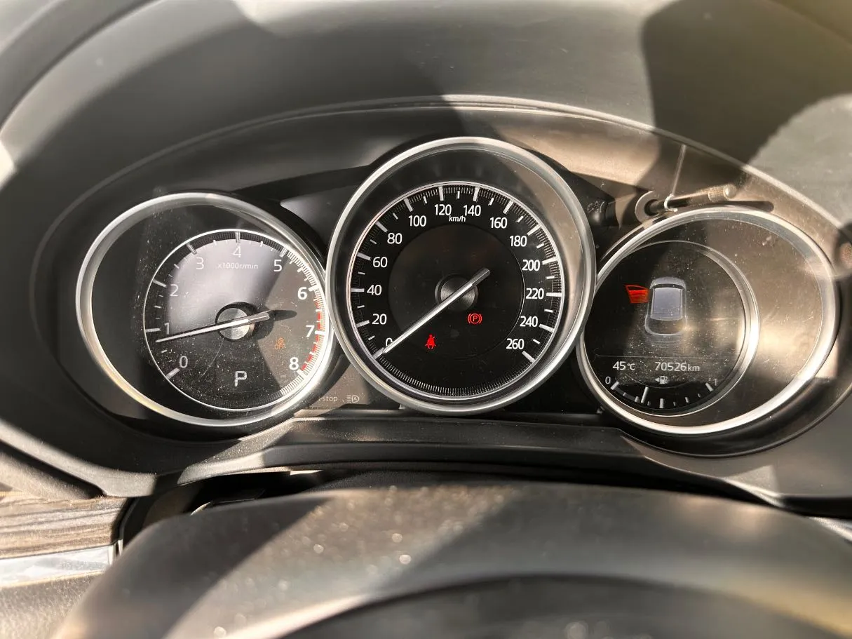 Car image 22