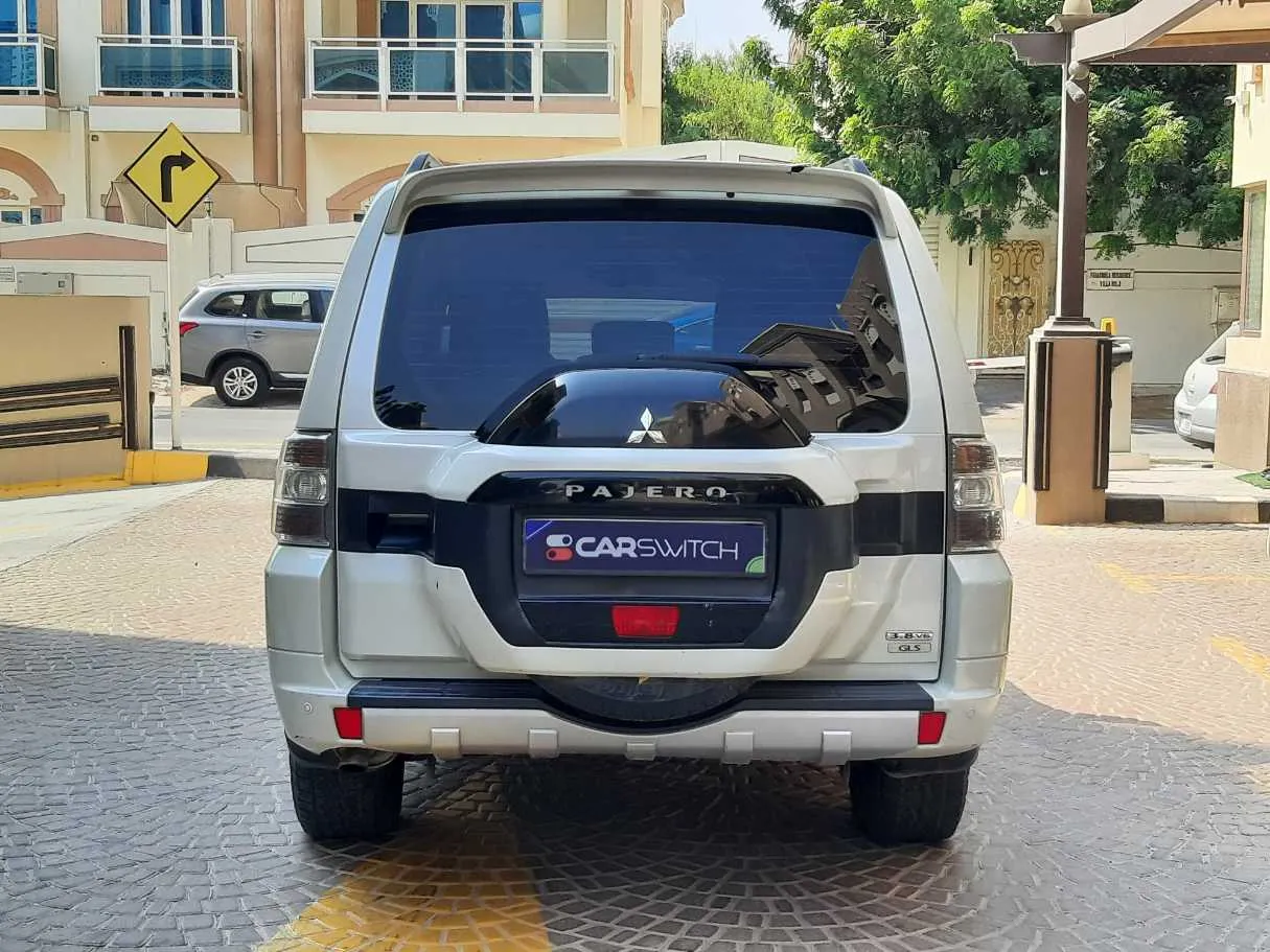 Car image 6