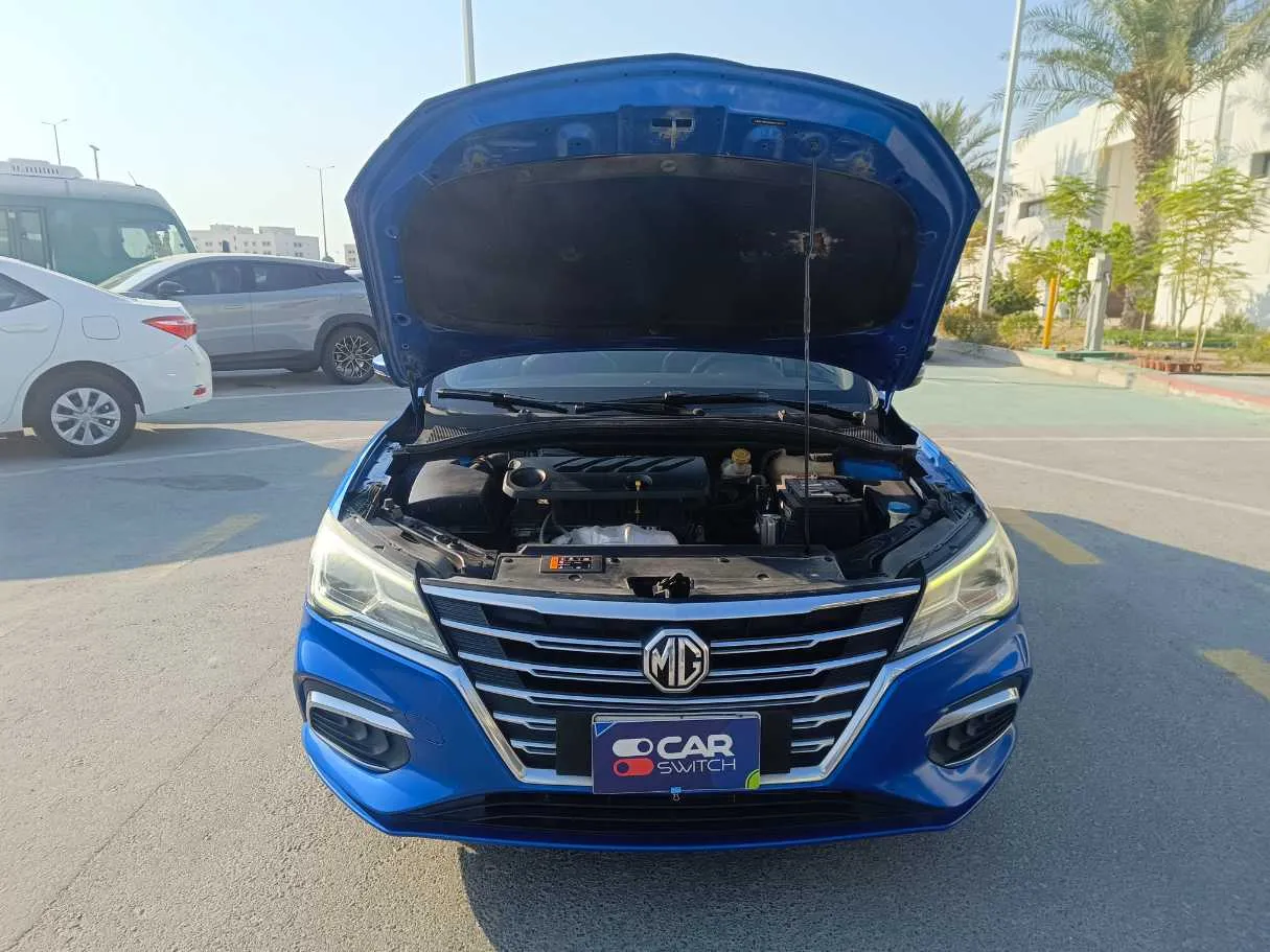 Car image 35