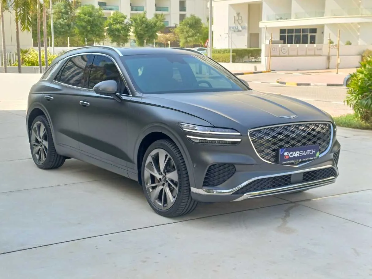 Car image 3