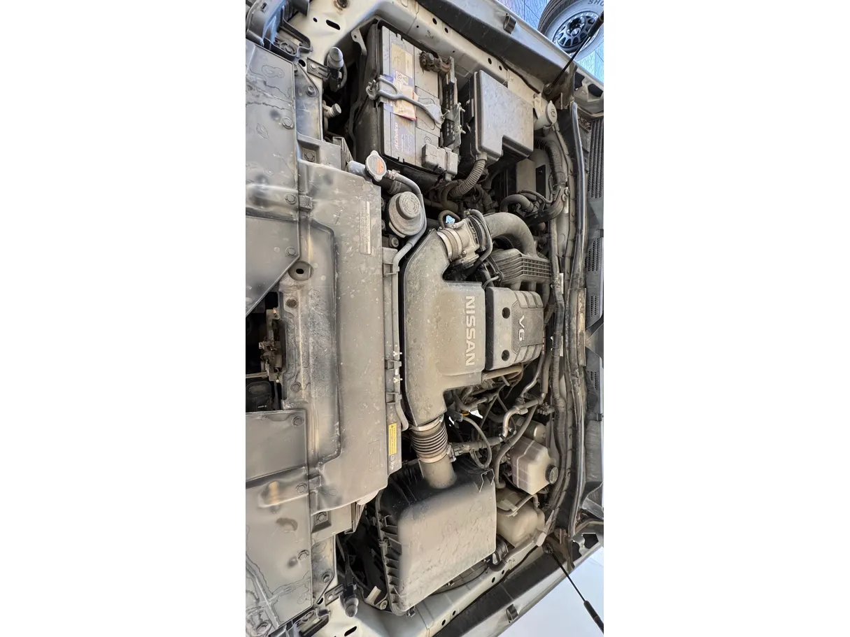 Car image 28