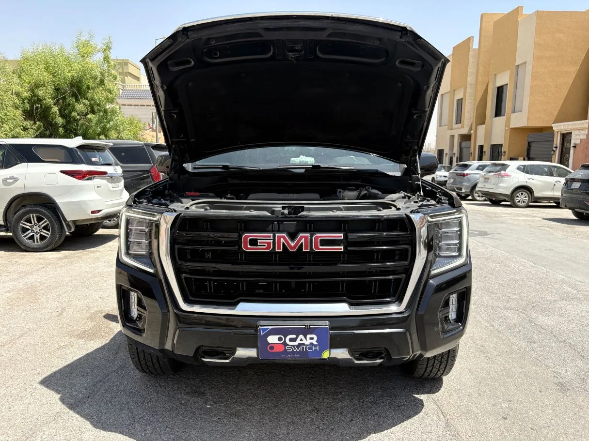 Car image 30