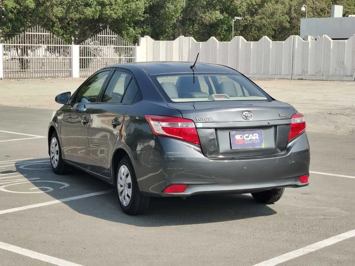 Car image 7