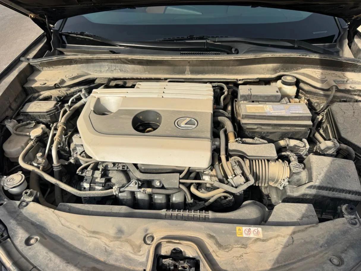 Car image 23