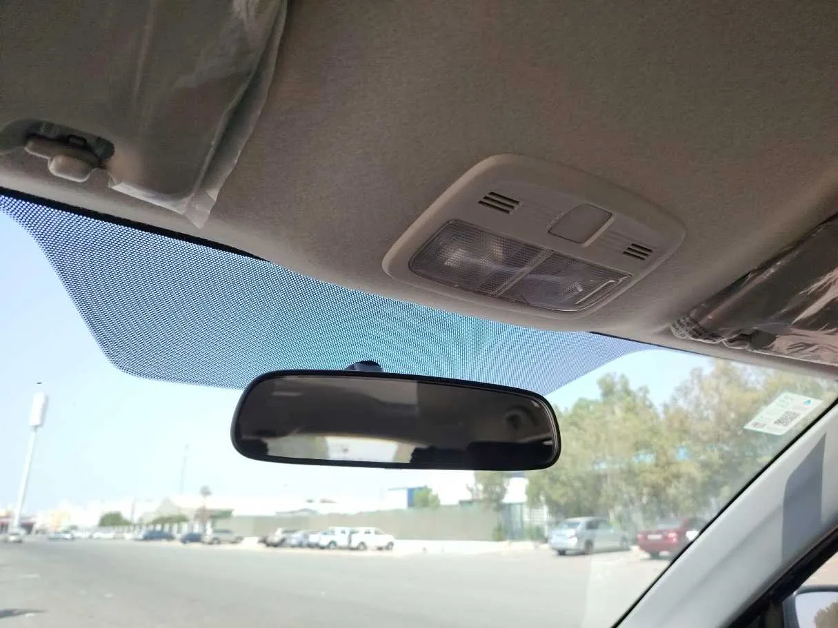 Car image 37