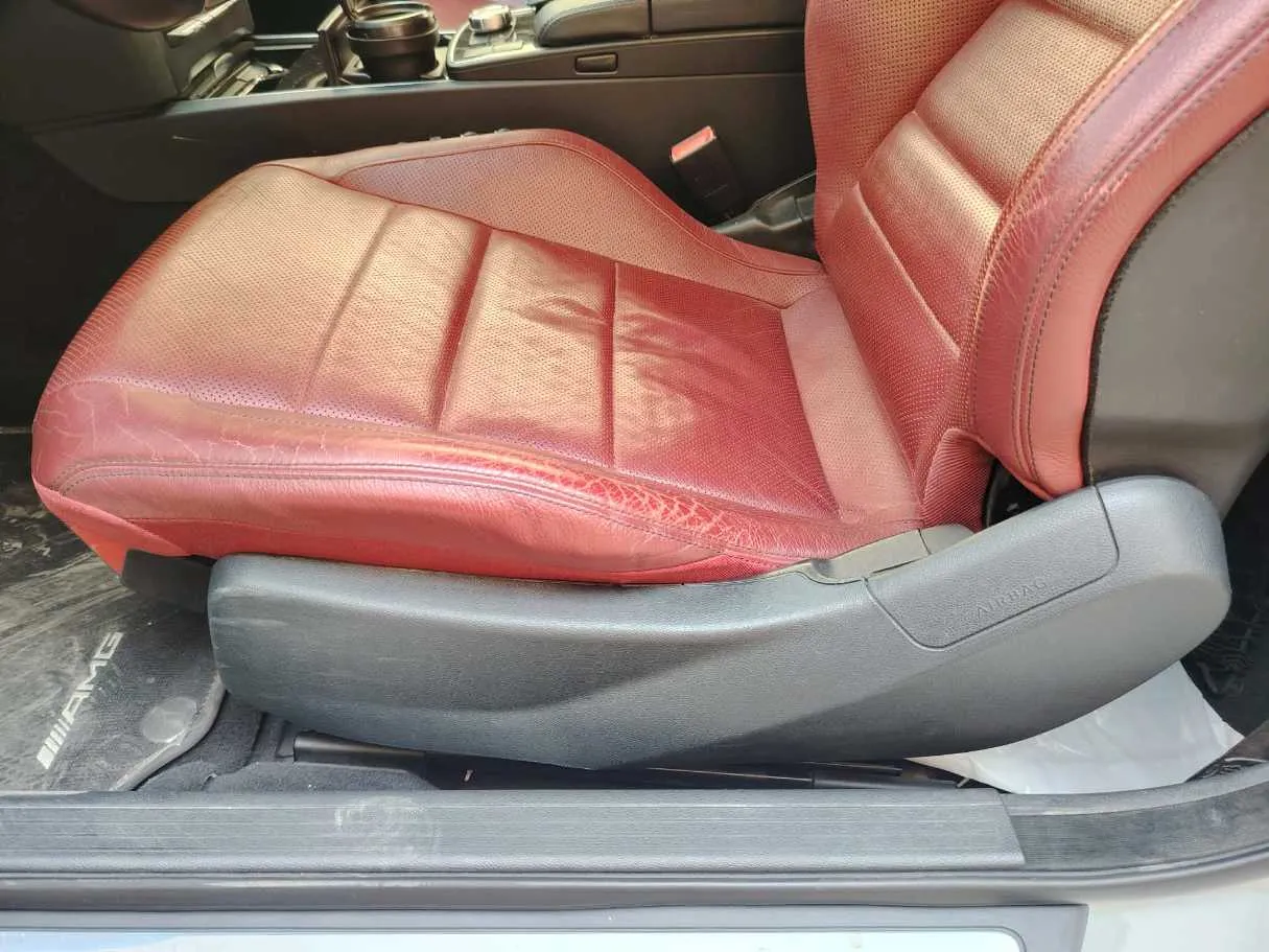 Car image 29