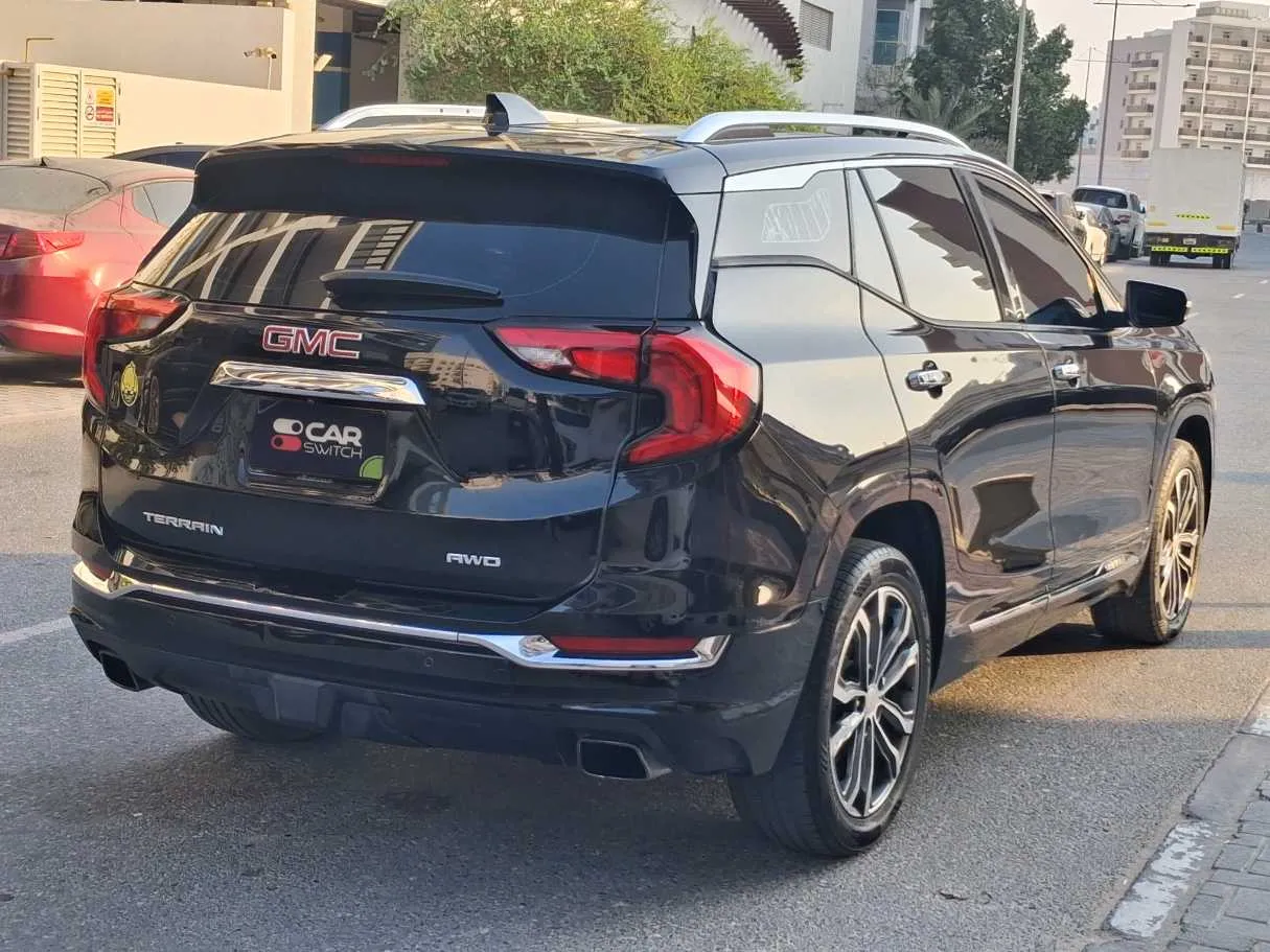 Car image 5