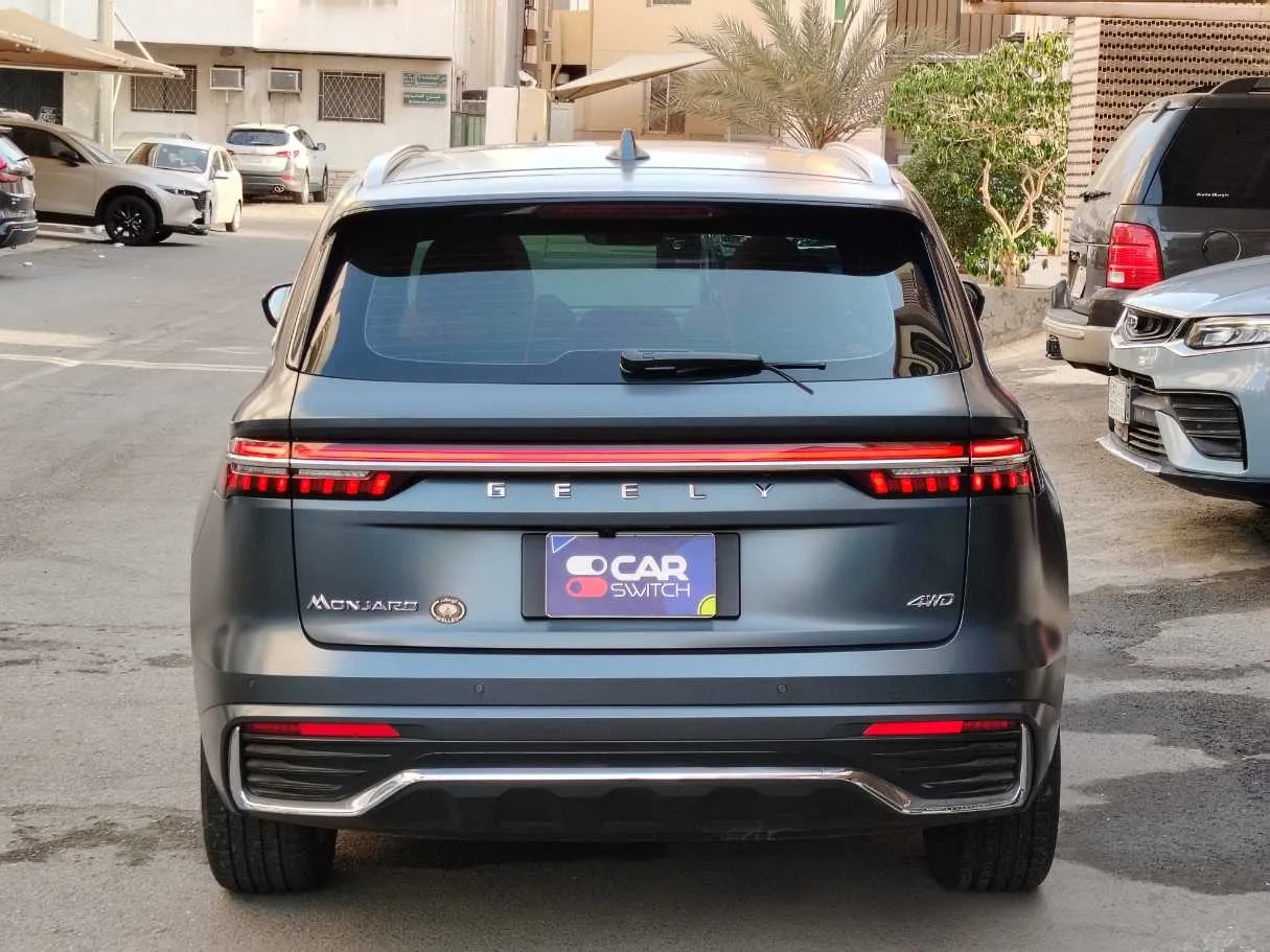 Car image 6