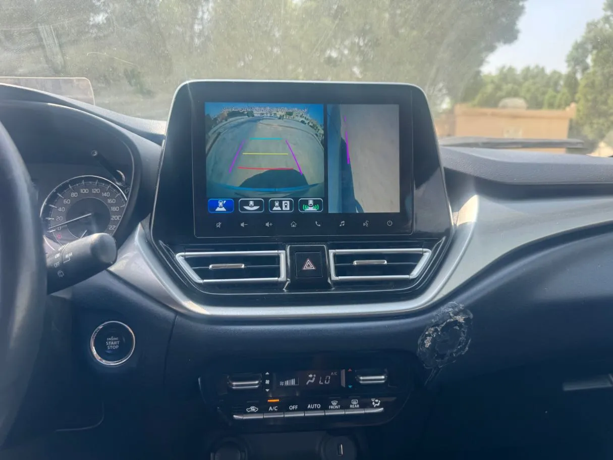 Car image 16