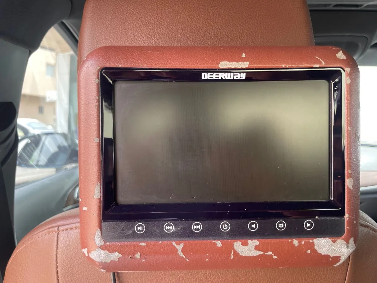 Car image 22