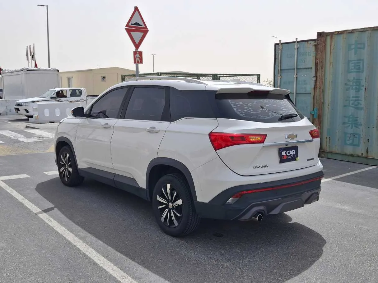 Car image 7