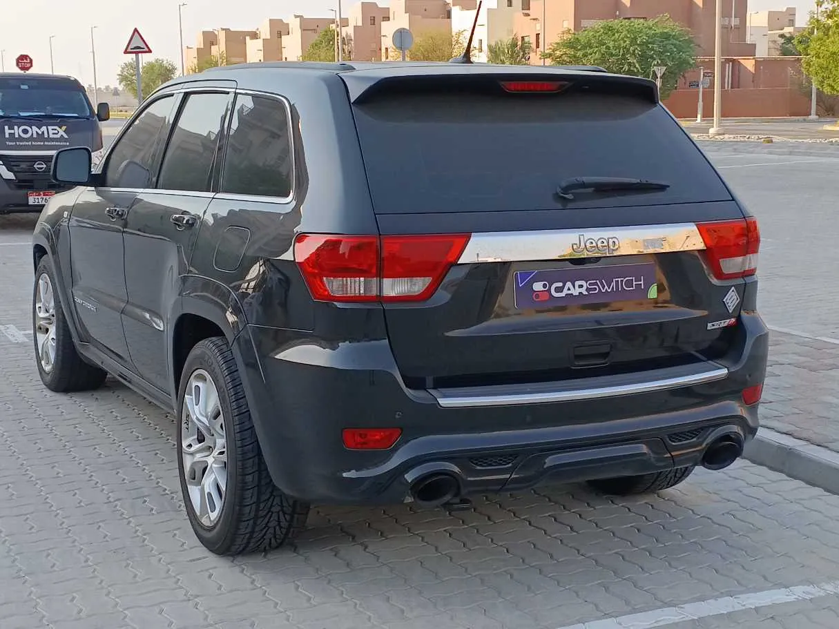 Car image 7