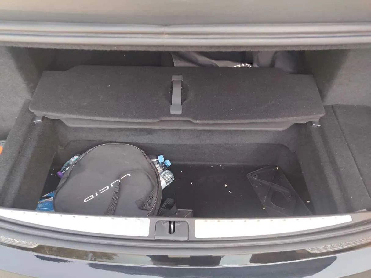 Car image 29