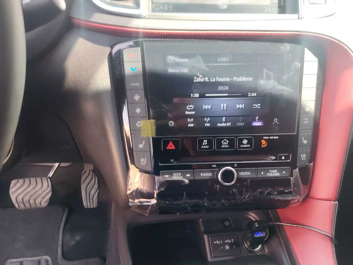 Car image 20