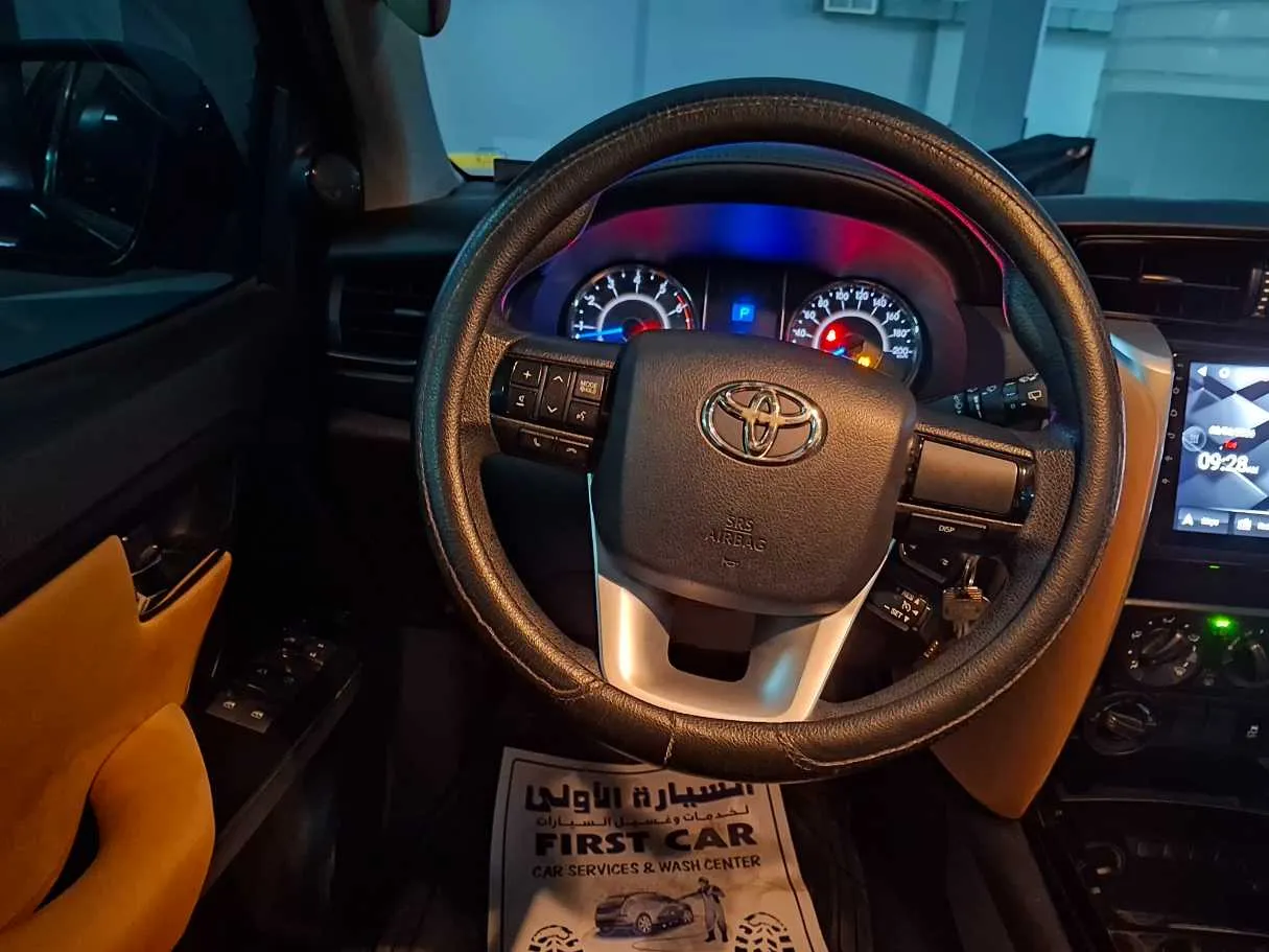 Car image 21