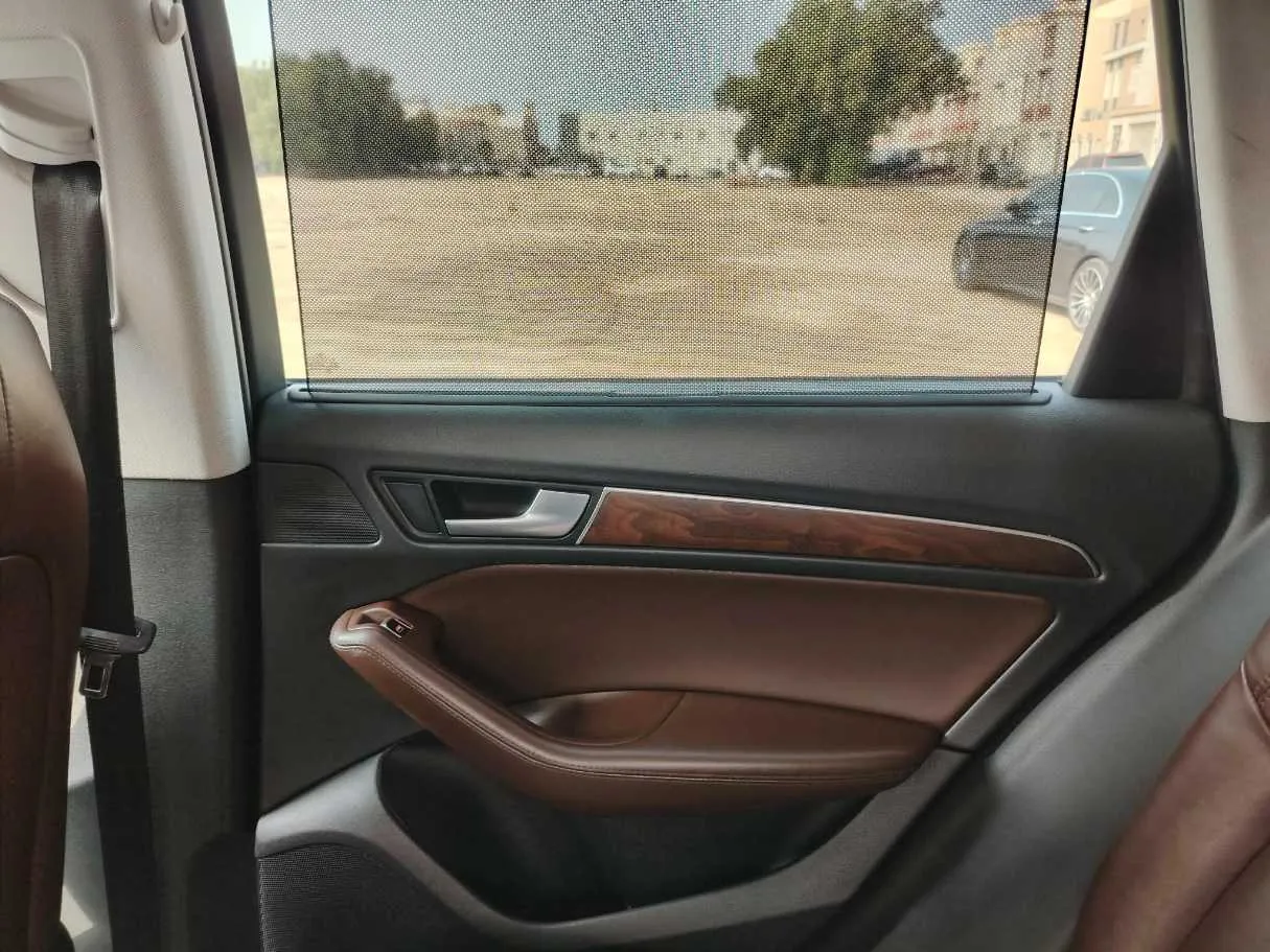 Car image 37