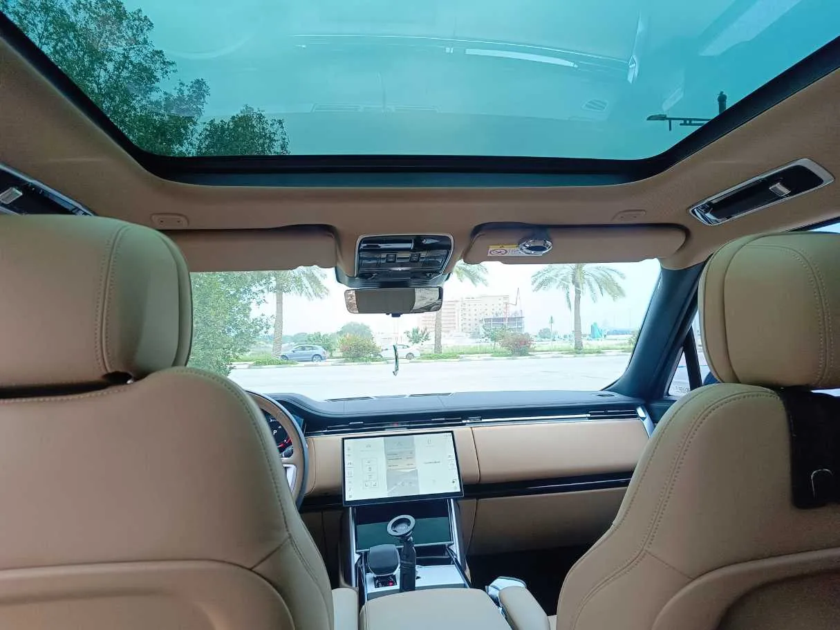 Car image 21