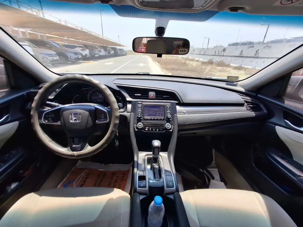 Car image 15
