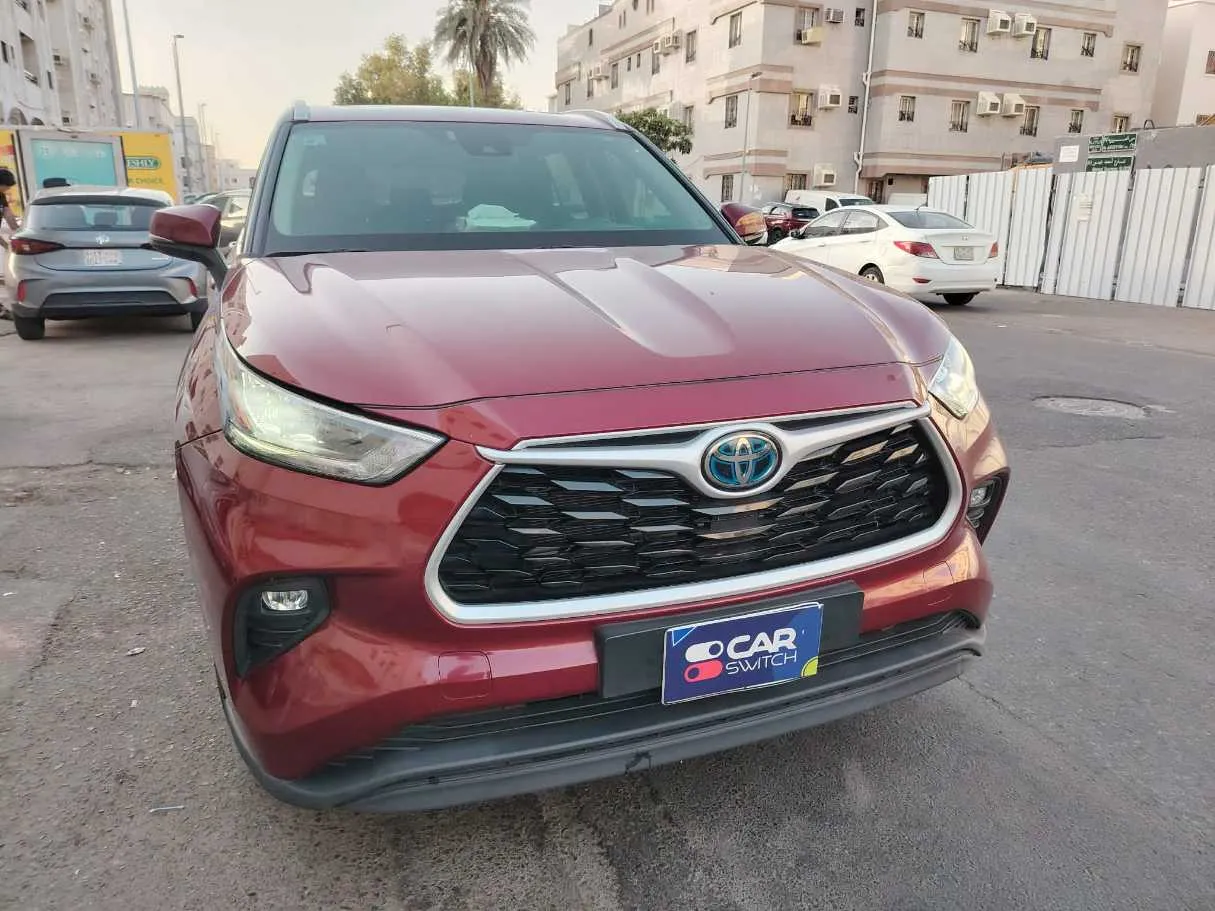 Car image 2