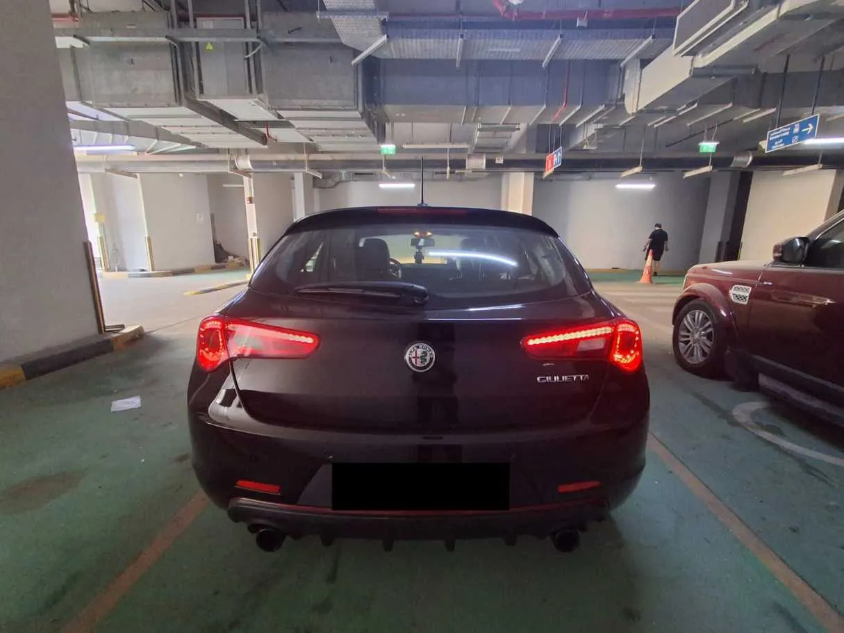 Car image 6