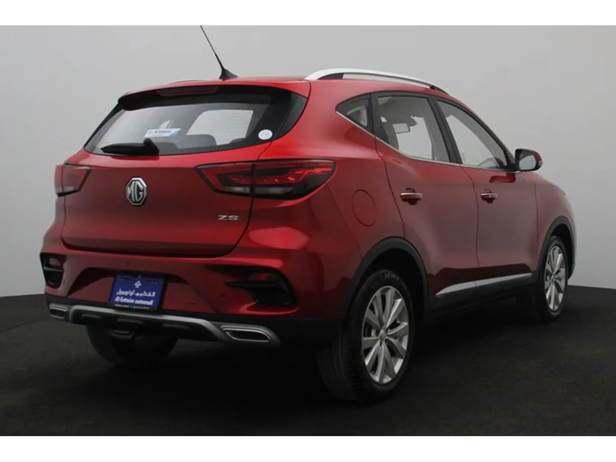 Car image 2
