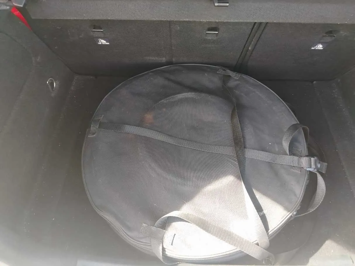 Car image 34
