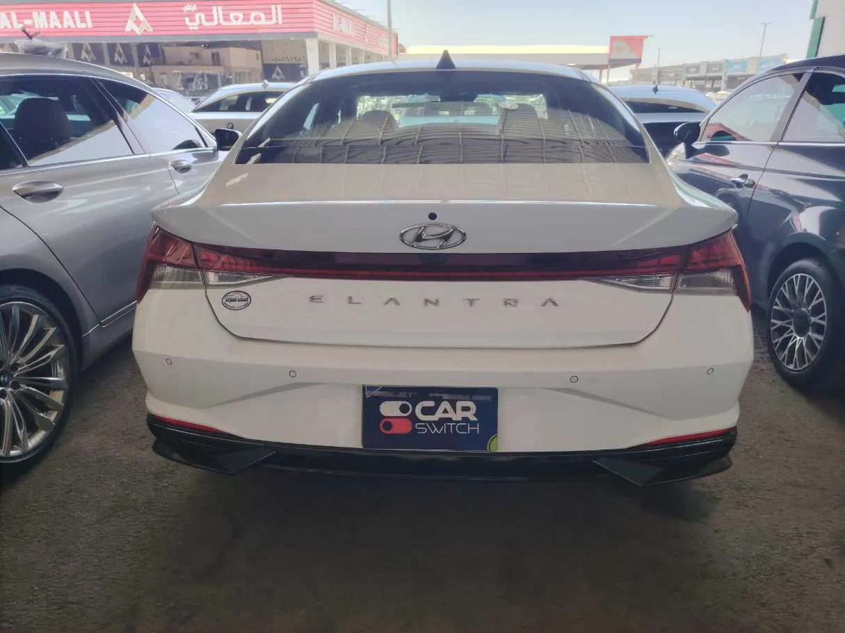 Car image 6
