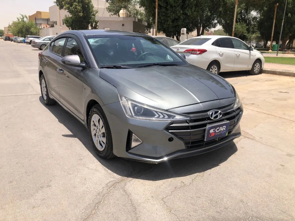 Car image 3