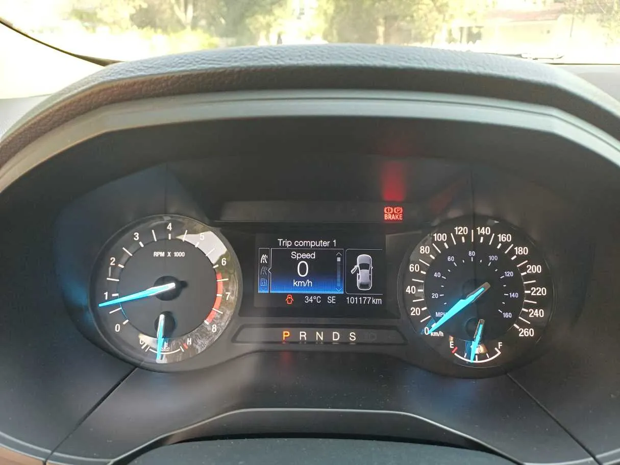 Car image 20