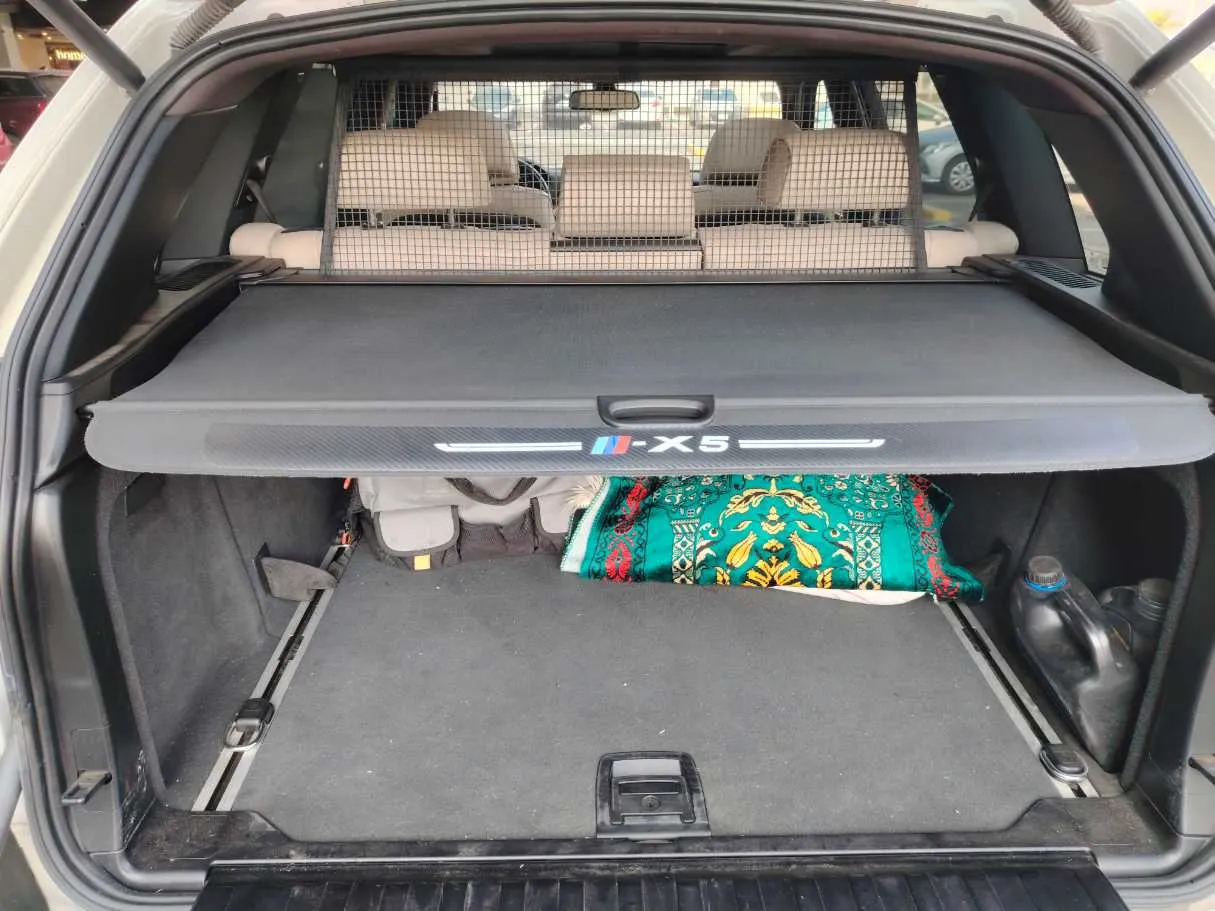 Car image 23