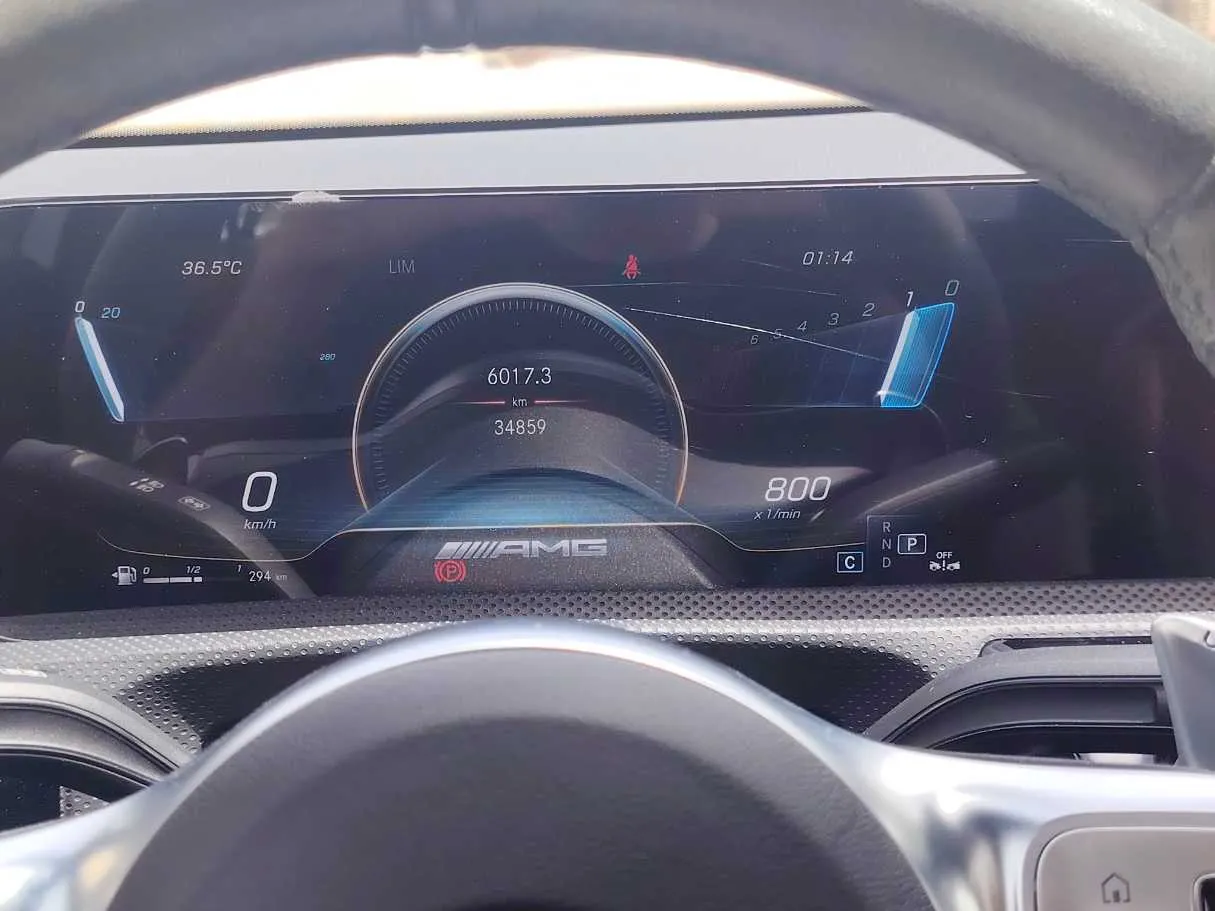 Car image 23